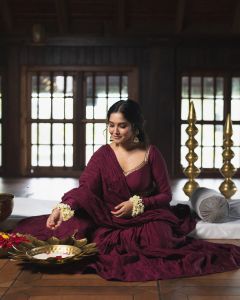 anikha-surendran-in-maroon-lehenga-dress-photos-007