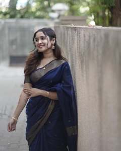 anikha-surendran-in-navy-blue-saree-photos-002