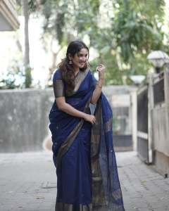 anikha-surendran-in-navy-blue-saree-photos-003