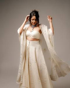 anikha-surendran-in-off-white-dress-photoshoot-latest-009