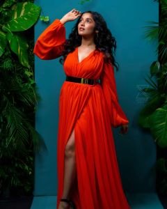 anikha-surendran-in-orange-colour-outfit-photos-006
