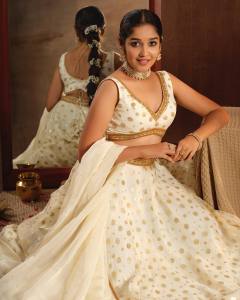 anikha-surendran-in-white-lehenga-photos-013