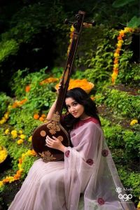 anikha-surendran-latest-onam-photoshoot-001