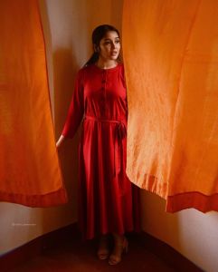 anikha-surendran-latest-photos-2022-001