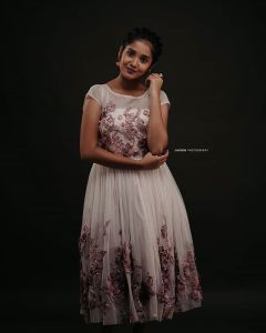 anikha surendran latest photoshoot-002