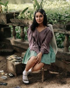 anikha-surendran-latest-photoshoot-in-skirt-and-top