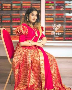 anikha-surendran-new-look-003