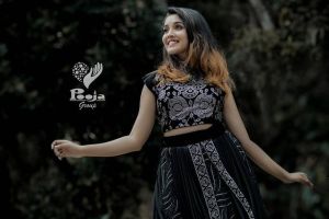 anikha-surendran-new-look-006