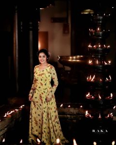 anikha-surendran-new-photoshoot021-002