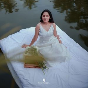 anikha-surendran-new-viral-photoshoot-001