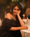 anikha-surendran-in-black-party-wear-outfit-ideas-photos