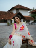 anikha-surendran-in-set-saree-photos-001
