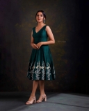 anikha-surendran-latest-photos-in-green-outfit-006