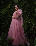 anikha-surendran-new-photos-in-pink-gown-001
