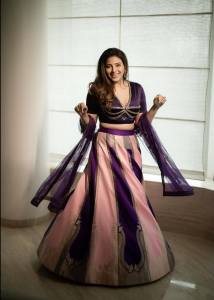 actress-anjali-in-new-lehenga-fashion-photos-006