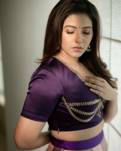 actress-anjali-in-violet-and-light-pink-lehenga-photos-003