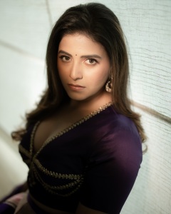 actress-anjali-in-violet-and-light-pink-lehenga-photos