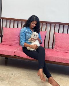 actress-anjali-tamil-latest-photos-005