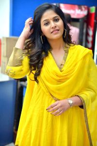 anjali-latest-stills-321-00513