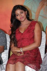 anjali-new-stills88-00188