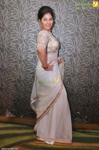 anjali-stills-00516
