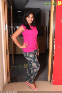 anjali_new_stills-0023