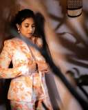 anjali-in-three-piece-co-ord-set-dress-fashion-photos-005