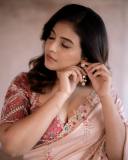 anjali-wearing-thread-work-peach-saree-with-combo-blouse-ideas-photos-003