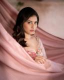 anjali-wearing-thread-work-peach-saree-with-combo-blouse-ideas-photos-009