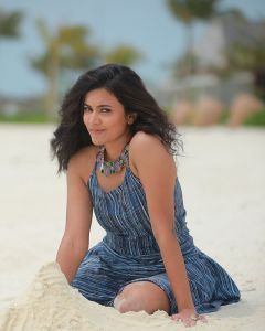 1_anju-kurian-latest-images-002