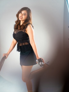 anju-kurian-in-black-shorts-and-net-top-style-ideas-photos-001