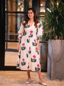 anju-kurian-in-flower-printed-frock-dress-photos-007
