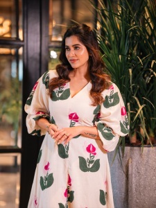 anju-kurian-in-flower-printed-frock-dress-photos-010