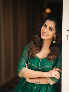 anju-kurian-in-green-function-wear-co-ord-set-kurta-photos