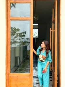 anju-kurian-in-latest-trending-outfit-photos-006