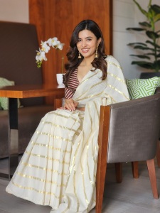 anju-kurian-in-onam-blouse-design-ideas-trending-009