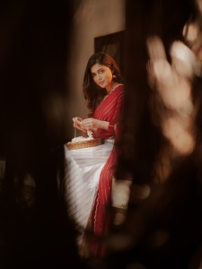 anju-kurian-in-onam-blouse-design-ideas-trending-017