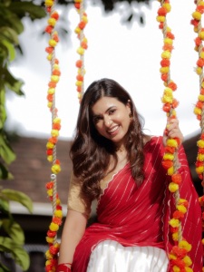 anju-kurian-in-onam-blouse-design-ideas-trending-021