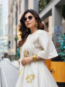 anju-kurian-in-onam-trending-dress-design-ideas-photos