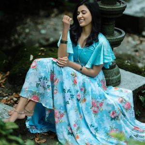 anju-kurian-latest-images-001