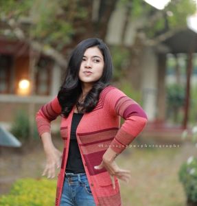 anju-kurian-latest-images-006