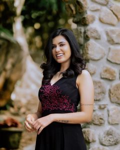 anju-kurian-latest-images-014