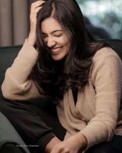 anju-kurian-latest-images-019
