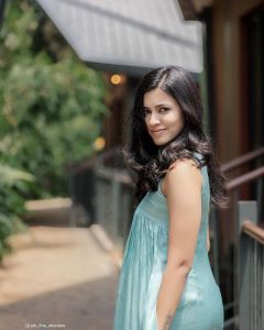 anju-kurian-latest-images-020