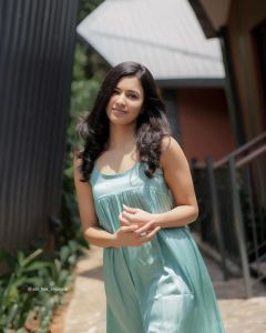 anju-kurian-latest-images-022