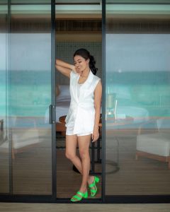 anju-kurian-latest-images-041