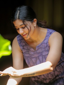anju-kurian-new-trending-kurti-style-photos-008