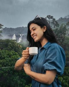 anju-kurian-photo-gallery-latest-photos-003