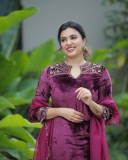 anju-kurian-in-party-wear-velvet-churidar-style-photos-003