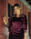 anju-kurian-in-party-wear-velvet-churidar-style-photos-004